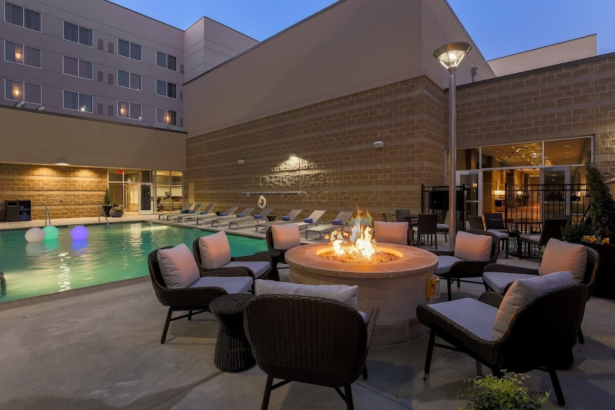 Doubletree by Hilton Evansville, Hotel in Evansville