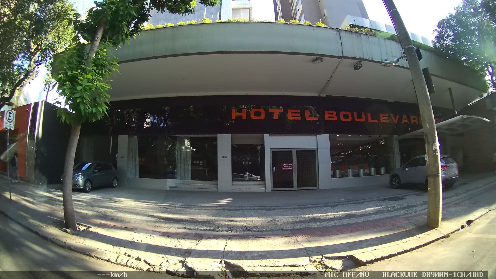 Street view near Hotel Boulevard, Belo Horizonte — © kaart_1 (CC BY-SA · Mapillary)