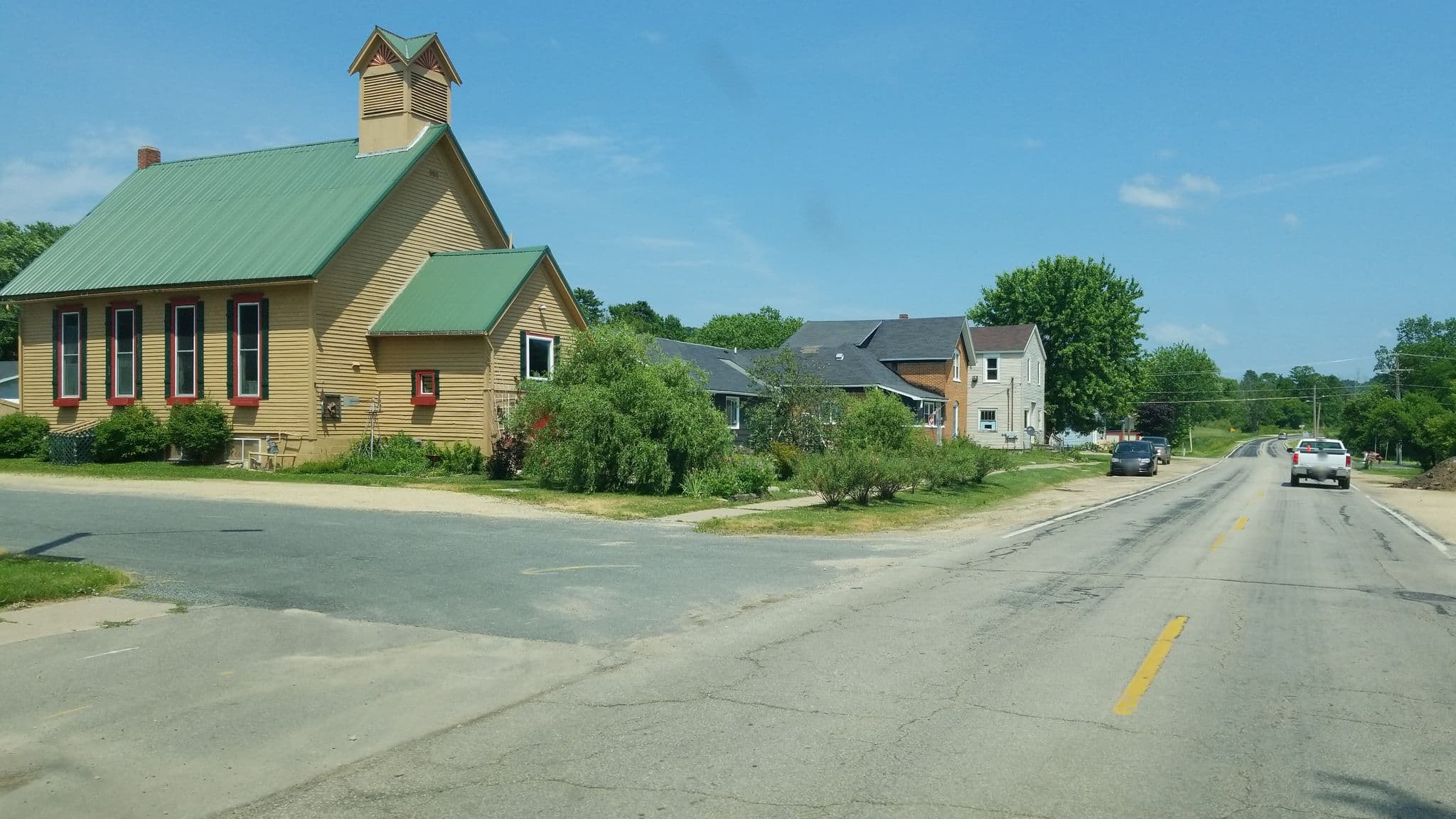 Street view near The Old Church Inn La Farge, Westby — © jbthemilker (CC BY-SA · Mapillary)