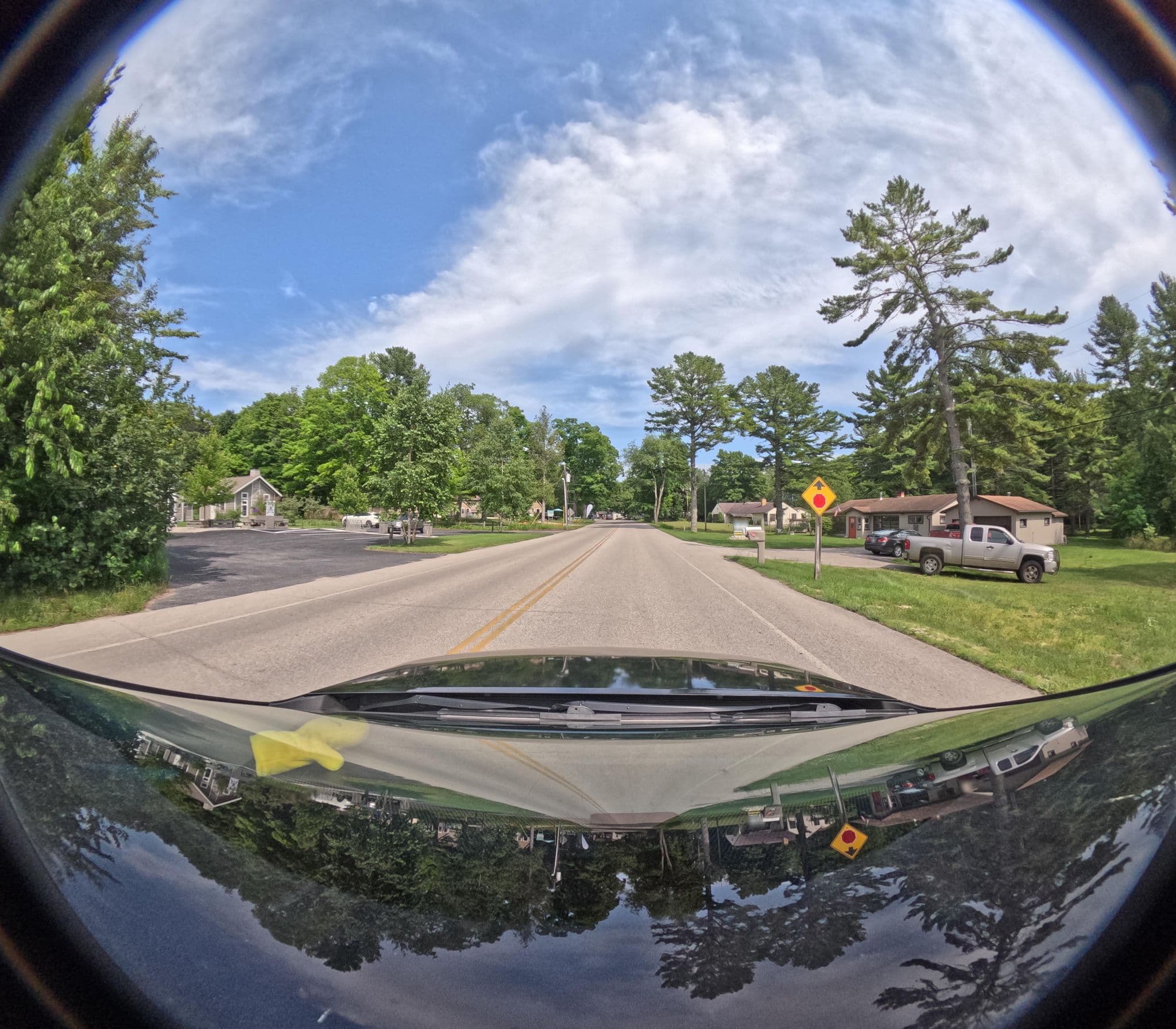 Street view near Four Elements Lodging, Escanaba — © theman (CC BY-SA · Mapillary)