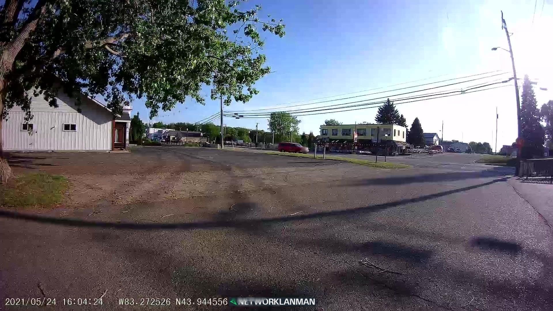 Street view near Crews' Lakeside Resort, Pigeon — © networklanman (CC BY-SA · Mapillary)