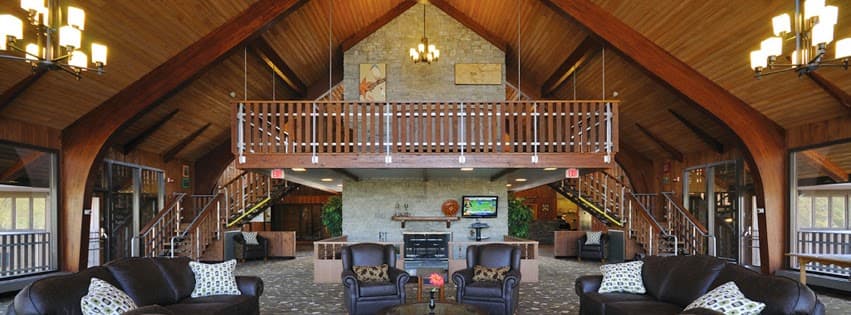 Burr Oak Lodge and Conference Center, Hotel in Glouster