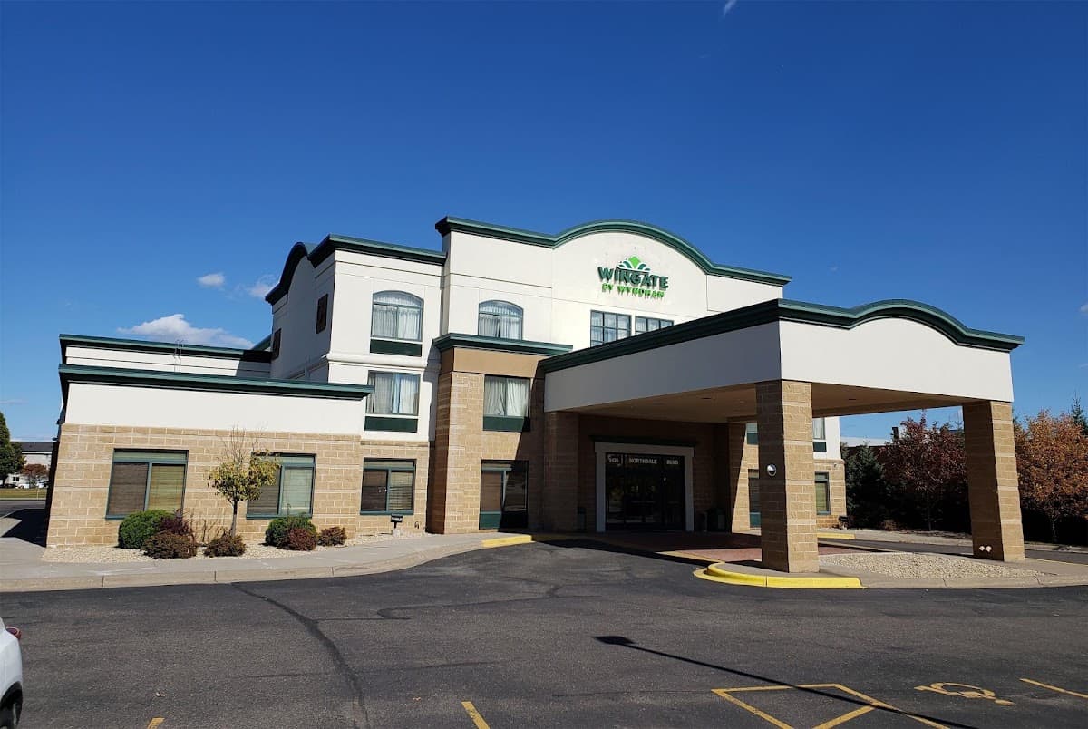 AmericInn by Wyndham Coon Rapids, Hotel in Anoka