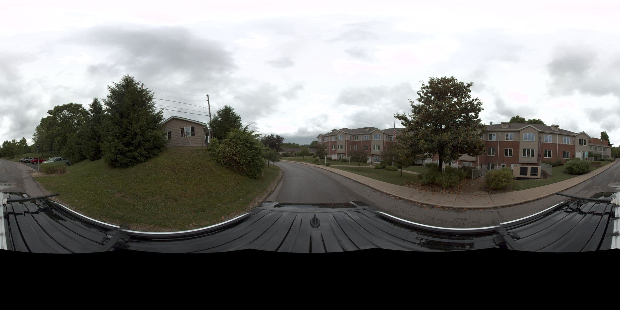 Street view near HIllview Appartments, West Portsmouth — © rking (CC BY-SA · Mapillary)