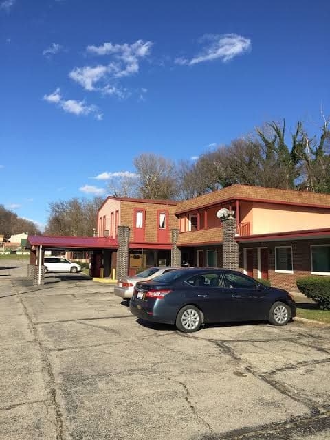 Royal Inn, Motel in West Portsmouth