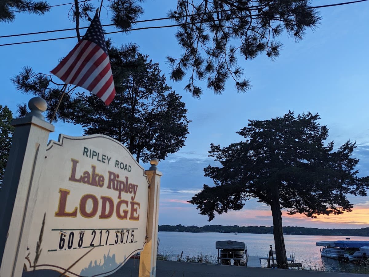 Lake Ripley Lodge, Guesthouse in Lake Ripley