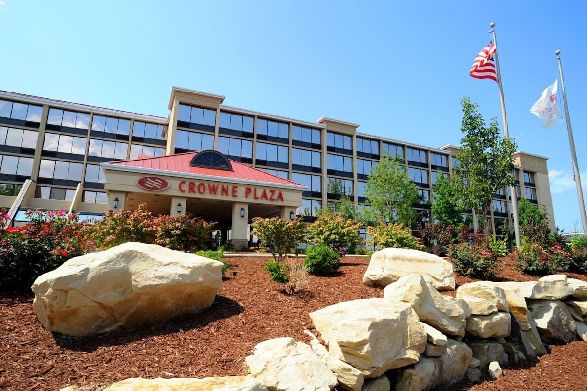 Crowne Plaza Cleveland Airport, Hotel in Middleburg Heights
