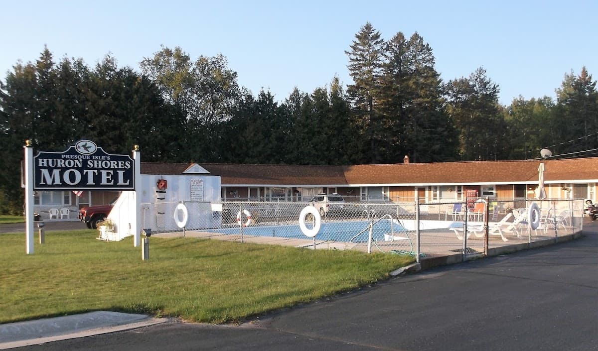 Presque Isle's Huron Shores Motel, Motel in Rogers City