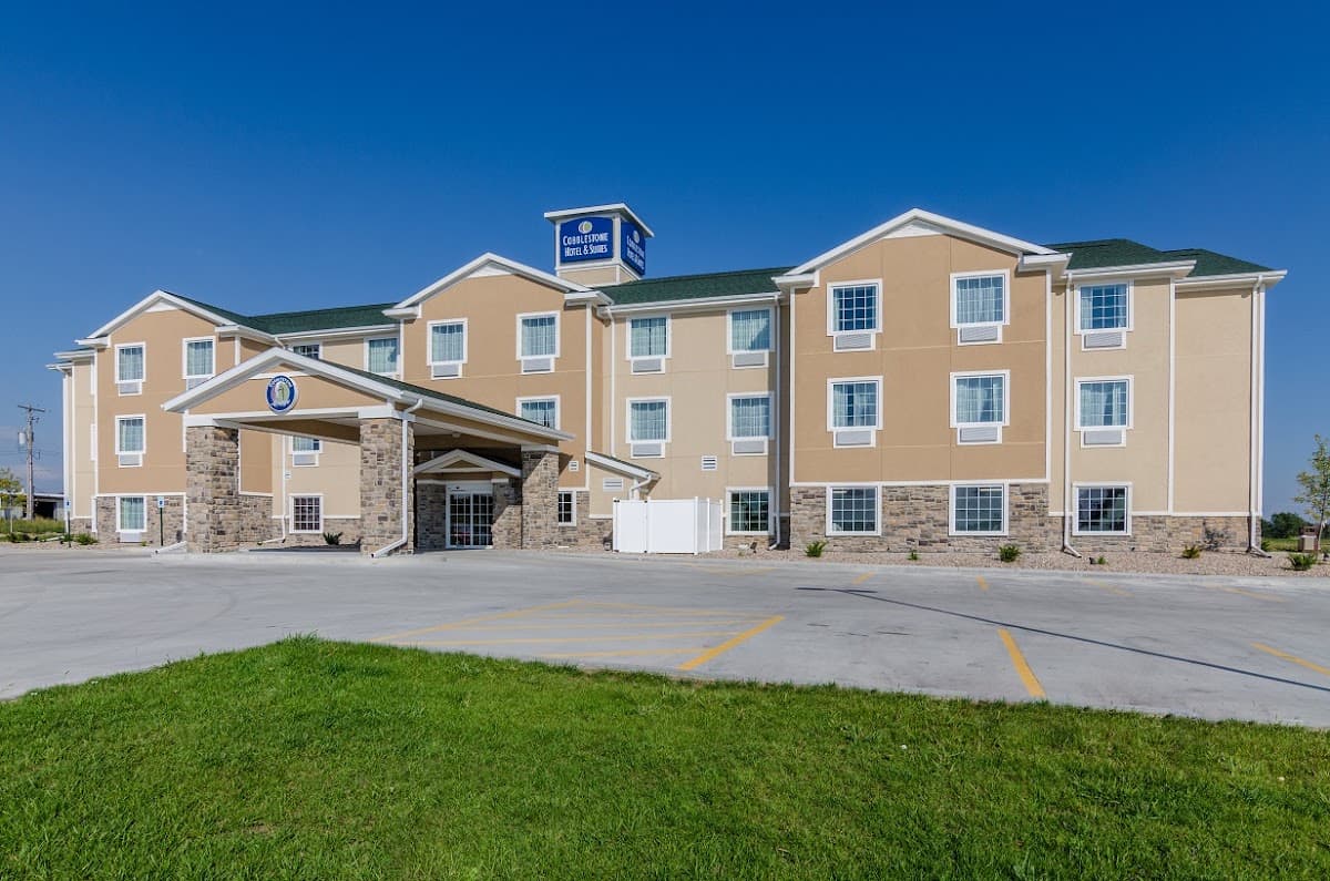Cobblestone Hotel & Suites - McCook, Hotel in McCook