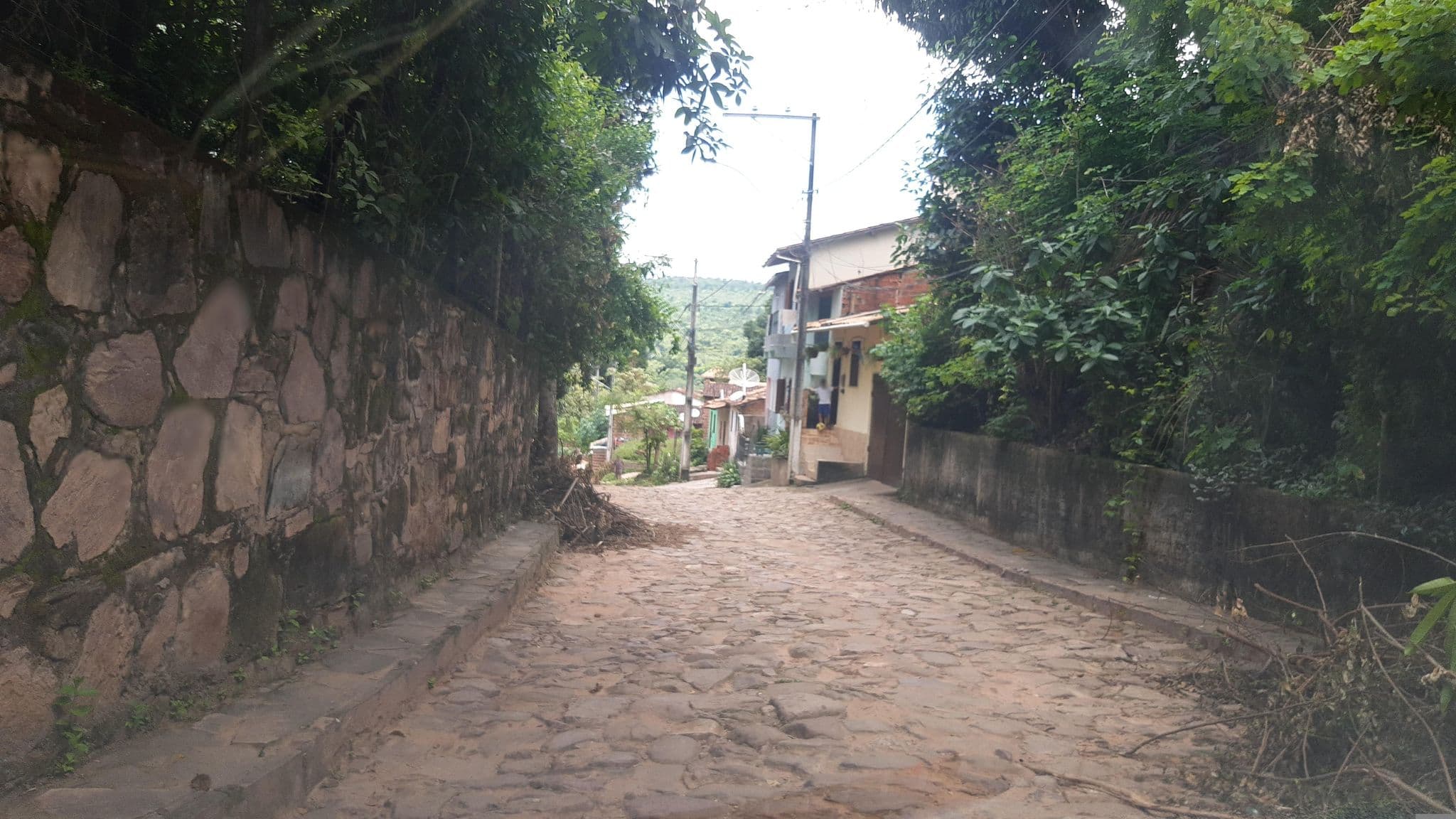 Street view near Discover Chapada GuestHouse, Lençóis — © britopatricia (CC BY-SA · Mapillary)