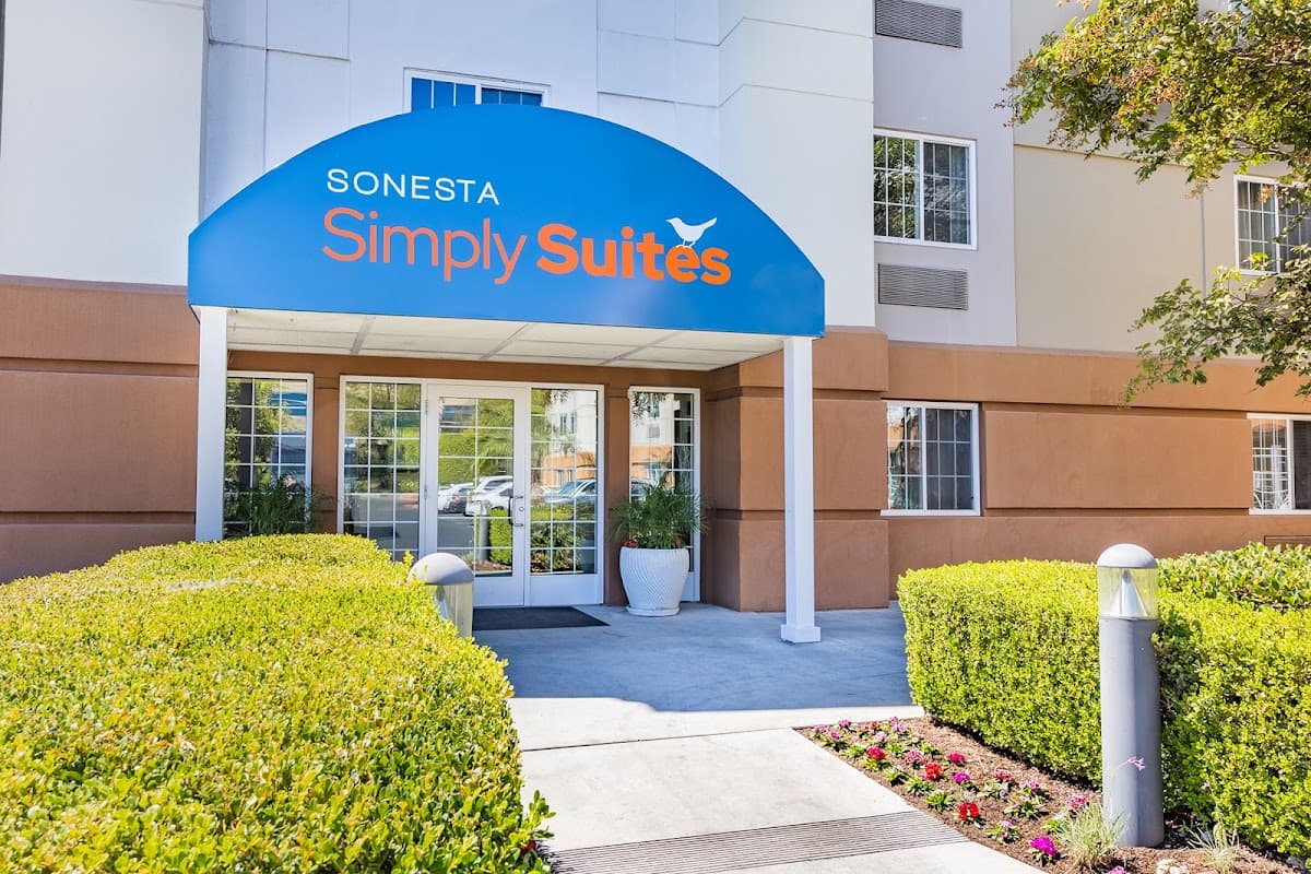 Sonesta Simply Suites Lansing, Hotel in Munster