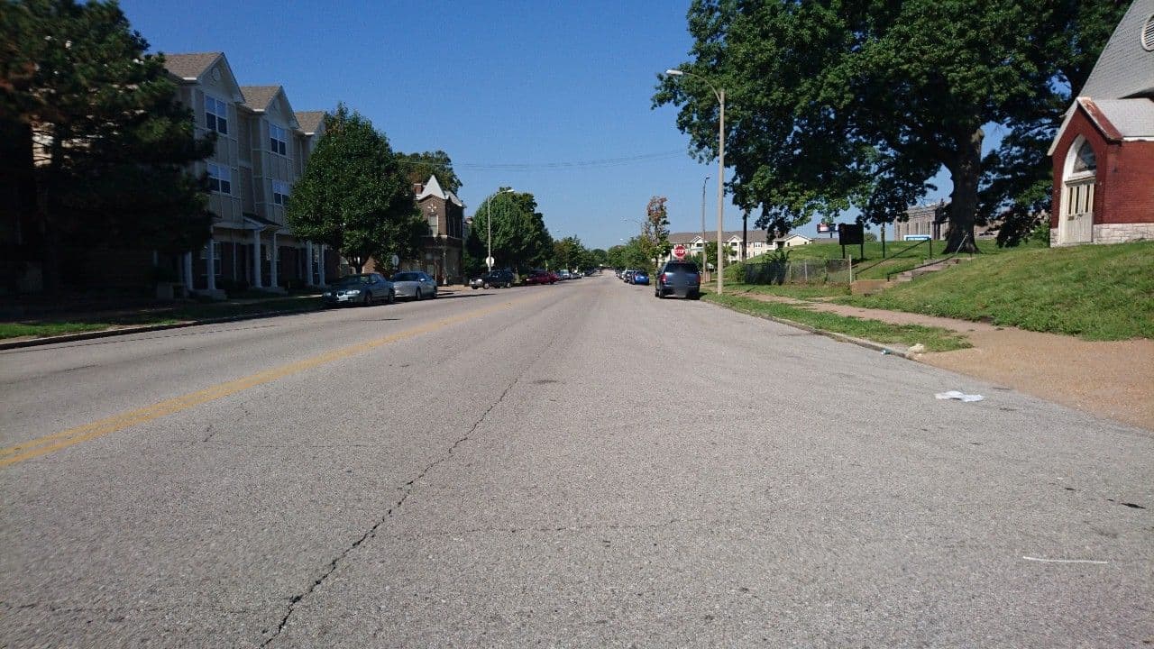 Street view near Ronald McDonald House, St. Louis — © voschix (CC BY-SA · Mapillary)