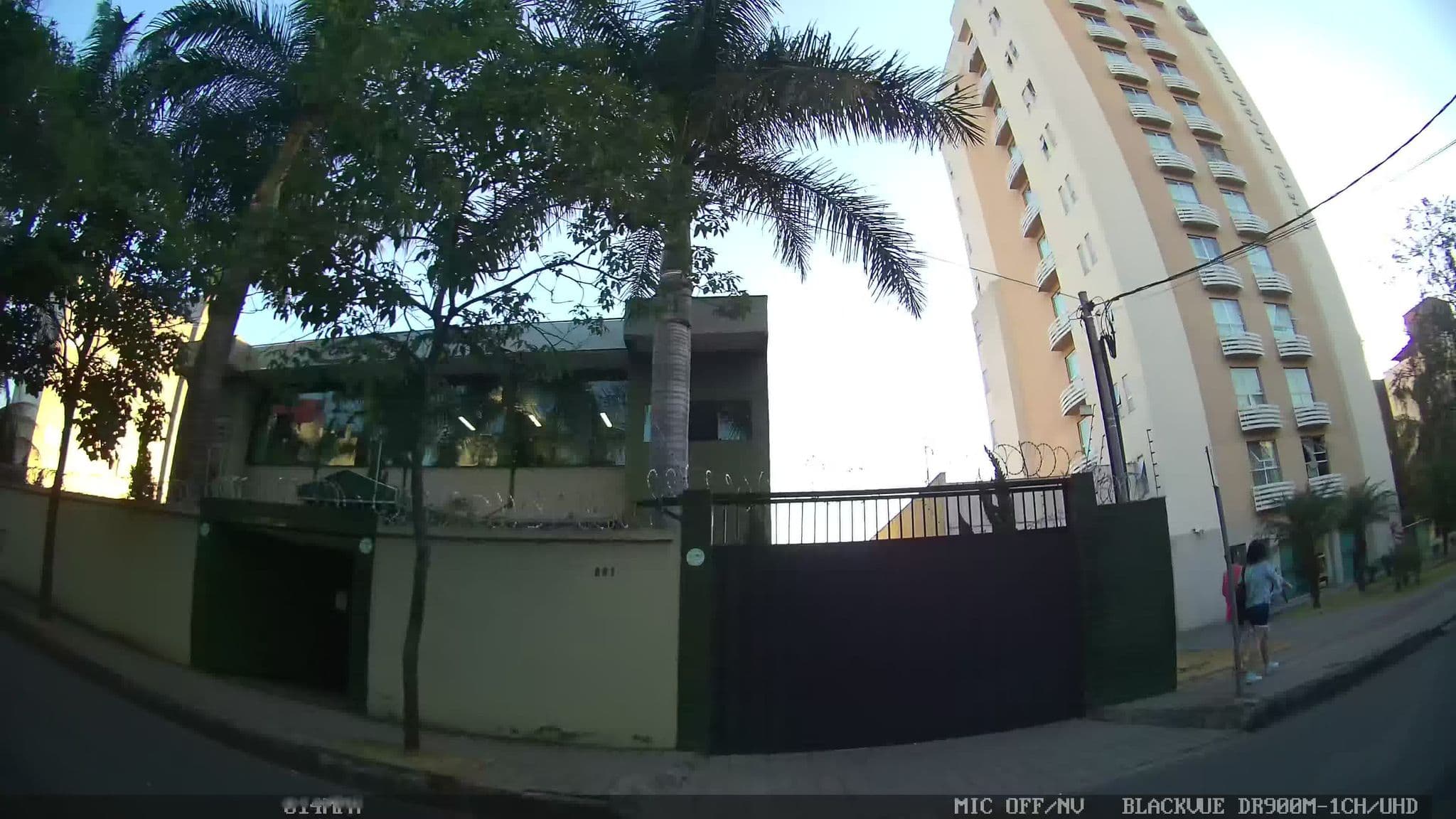 Street view near Bristol Jaraguá Hotel, Belo Horizonte — © kaart_1 (CC BY-SA · Mapillary)