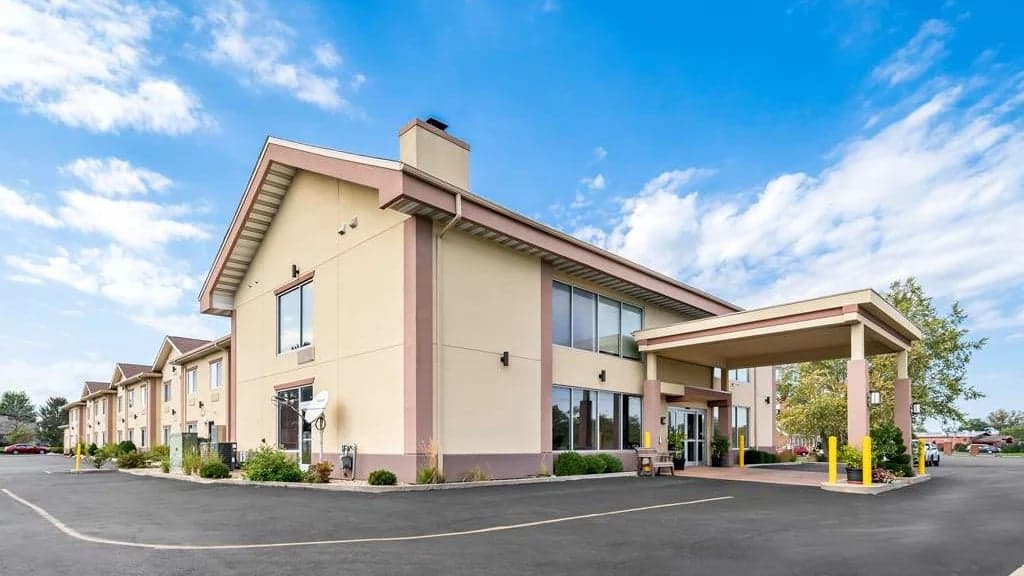 Best Western Paradise Inn, Hotel in Savoy