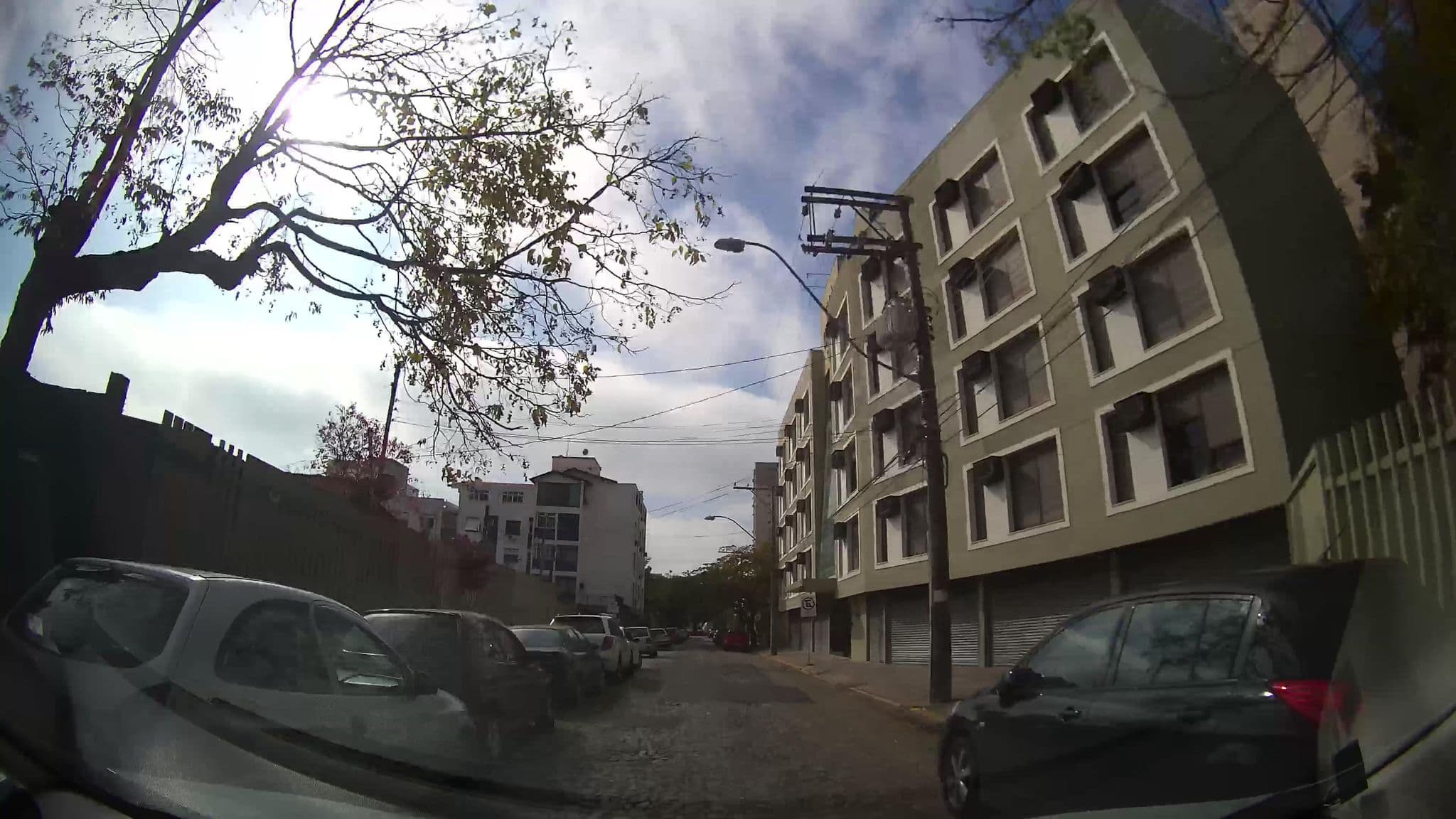 Street view near Metropolis, Porto Alegre — © marciosampaio (CC BY-SA · Mapillary)