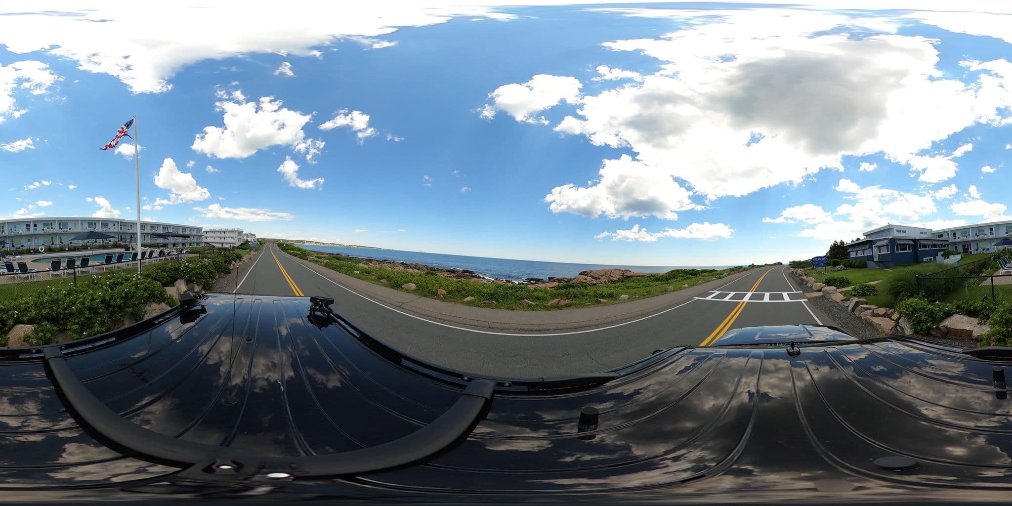 Street view near Atlantis Oceanfront Inn, Gloucester — © Lanka6359 (CC BY-SA · Mapillary)