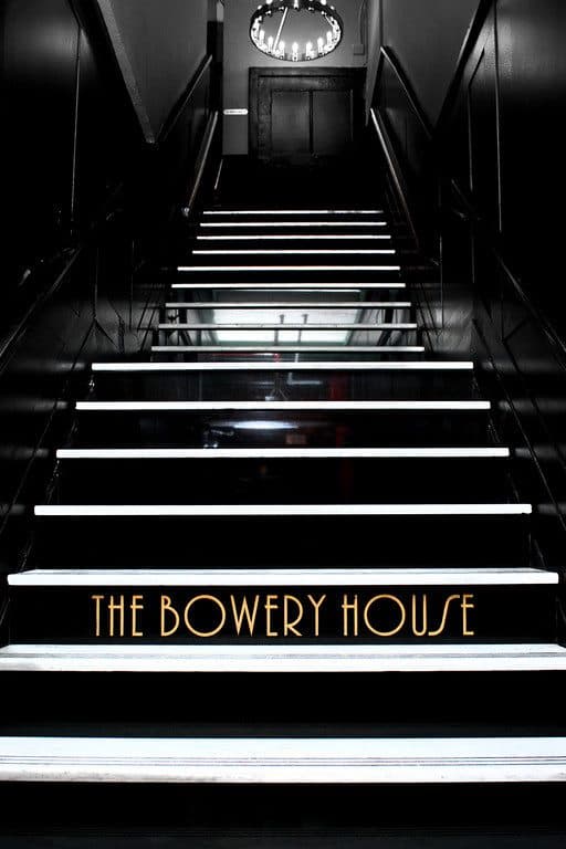 The Bowery House (via Wikimedia Commons, CC BY-SA 3.0)