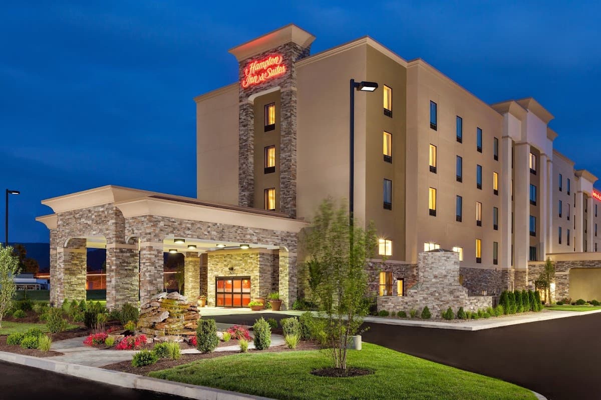 Hampton Inn & Suites Williamsport Faxon, Hotel in Faxon