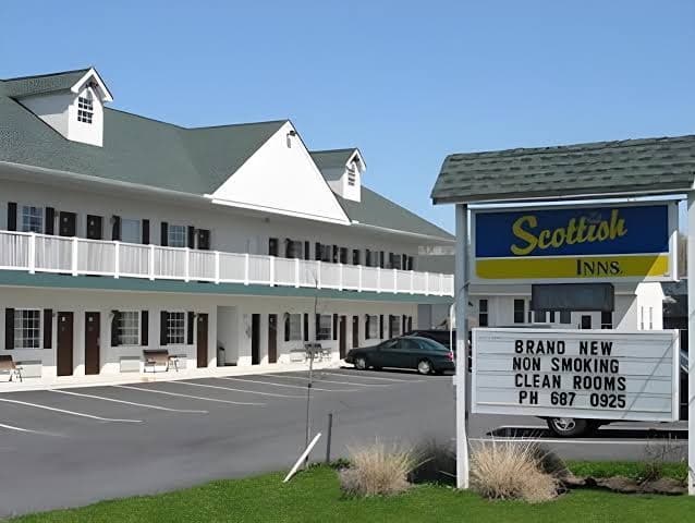 Scottish Inns Ronks, Motel in Lampeter