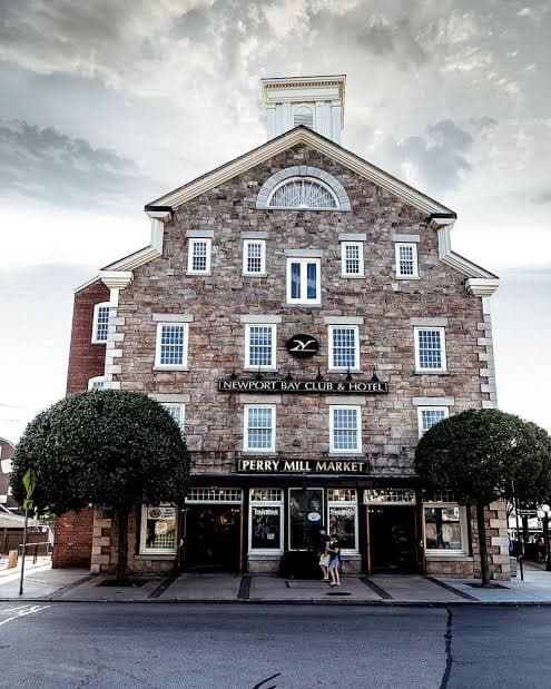 Newport Bay Club & Hotel, Hotel in Newport