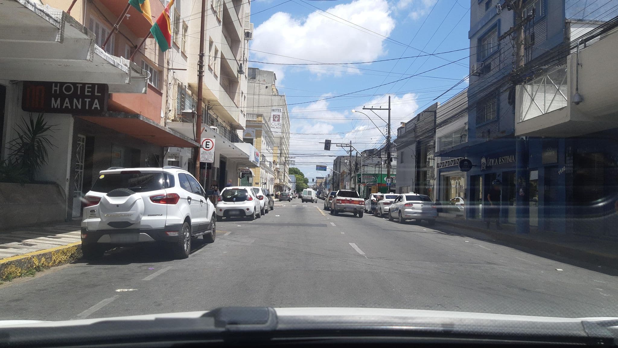 Street view near Hotel Manta, Pelotas — © Kaart_Local (CC BY-SA · Mapillary)