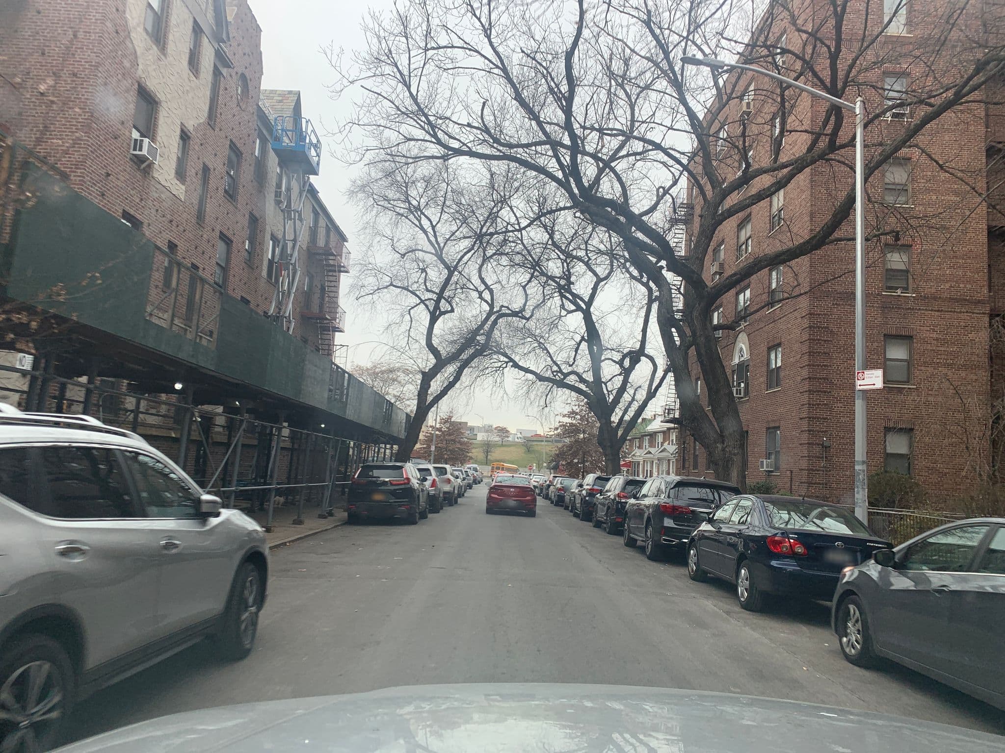 Street view near Sterling Apartments, Elmhurst — © mballew109 (CC BY-SA · Mapillary)