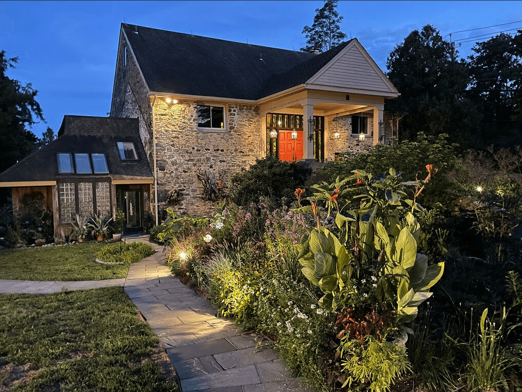 Alpenhof, Guesthouse in Media