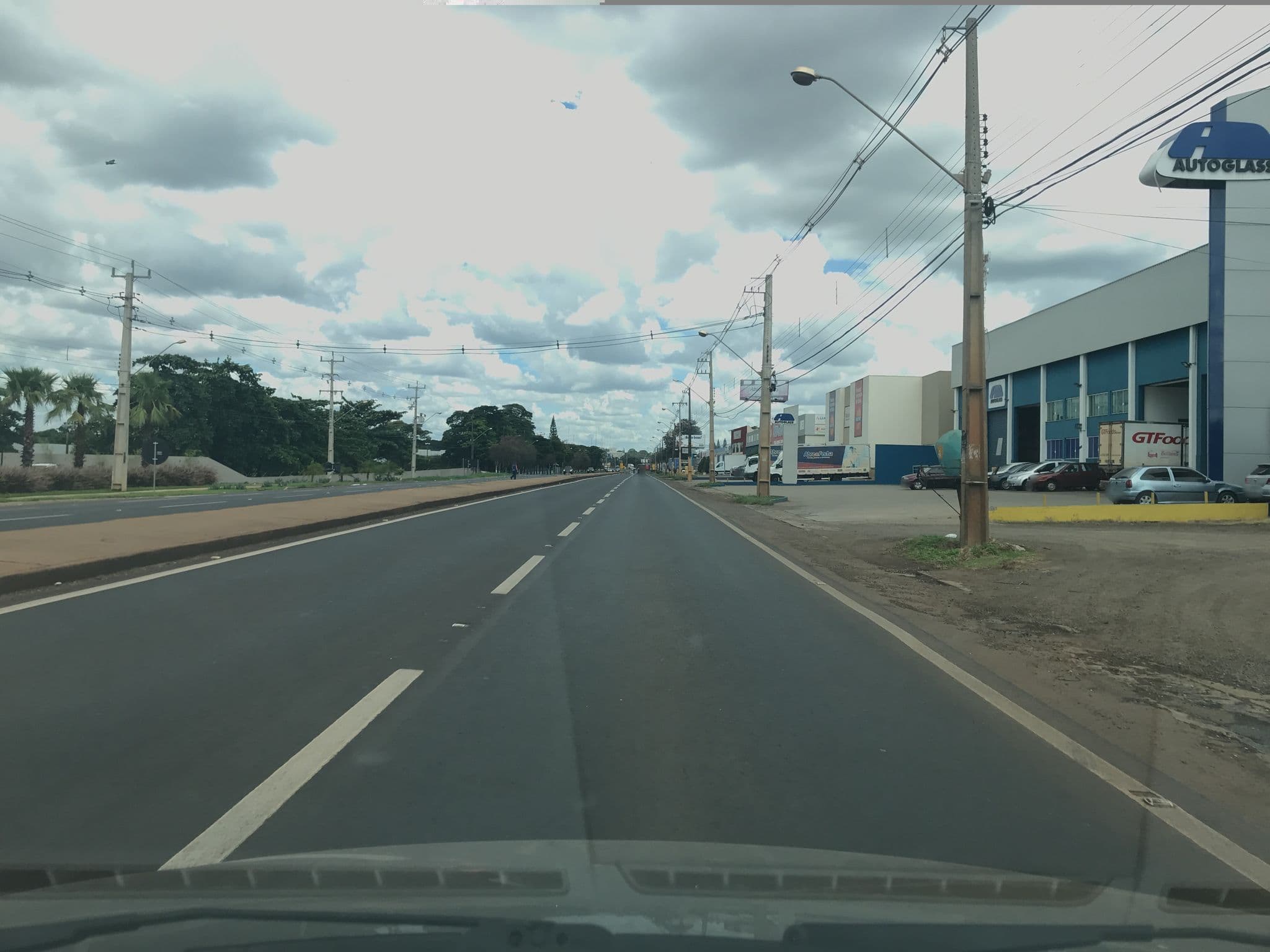 Street view near CQ Sabe Motel, Maringá — © brunoslowen (CC BY-SA · Mapillary)
