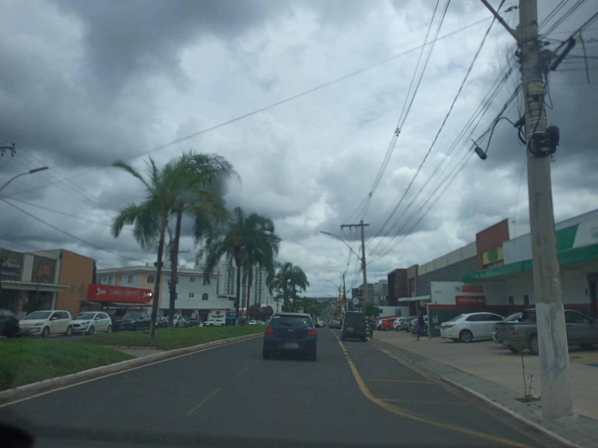 Street view near Araxá Palace Hotel, Araxá — © marcos_medeiros (CC BY-SA · Mapillary)