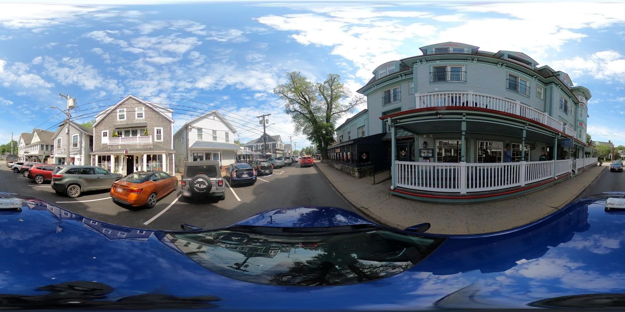 Street view near Mansion House Inn, Vineyard Haven — © riddelleng (CC BY-SA · Mapillary)
