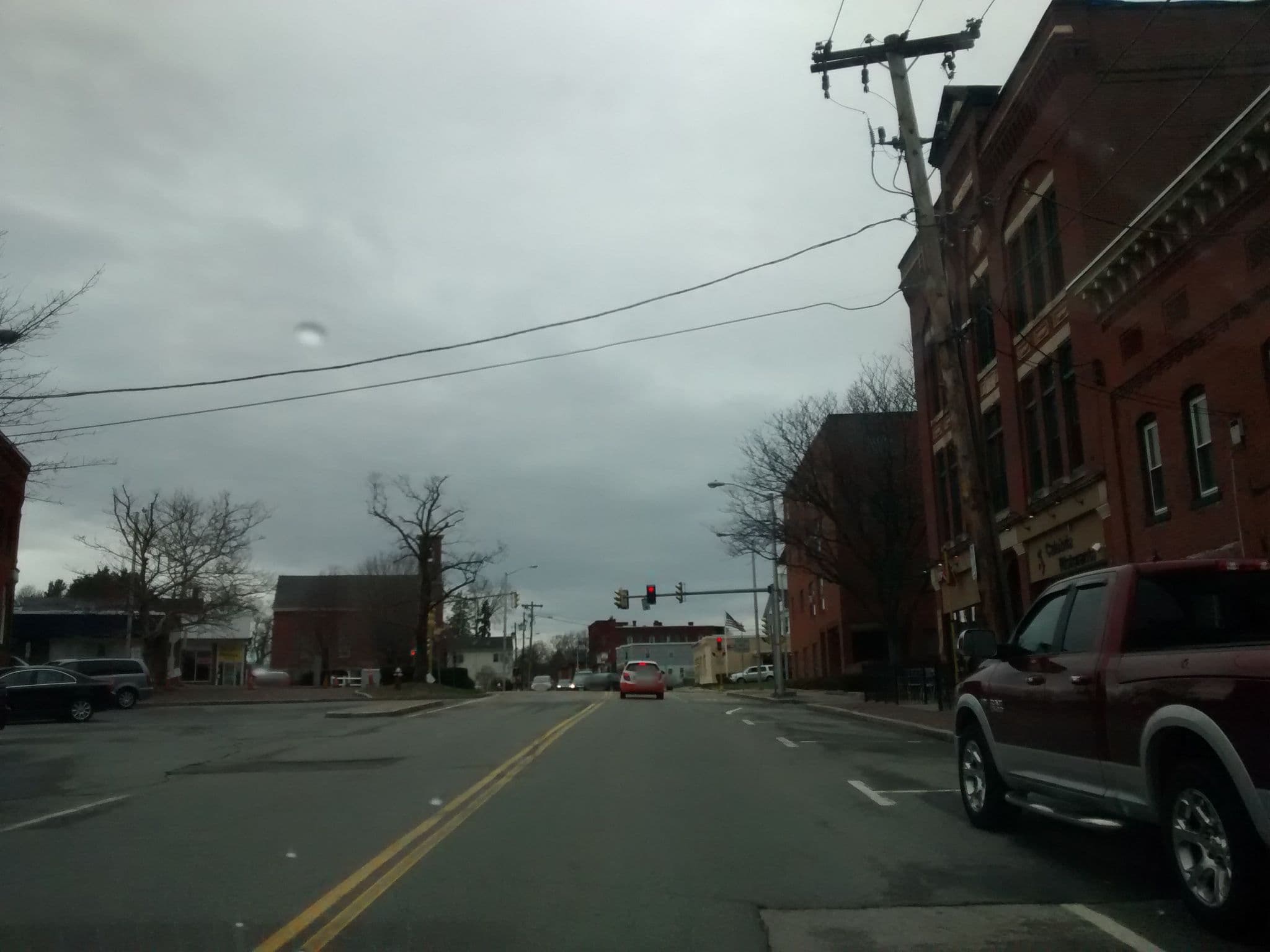 Street view near Belfont Hotel, Millbury — © leopbs (CC BY-SA · Mapillary)