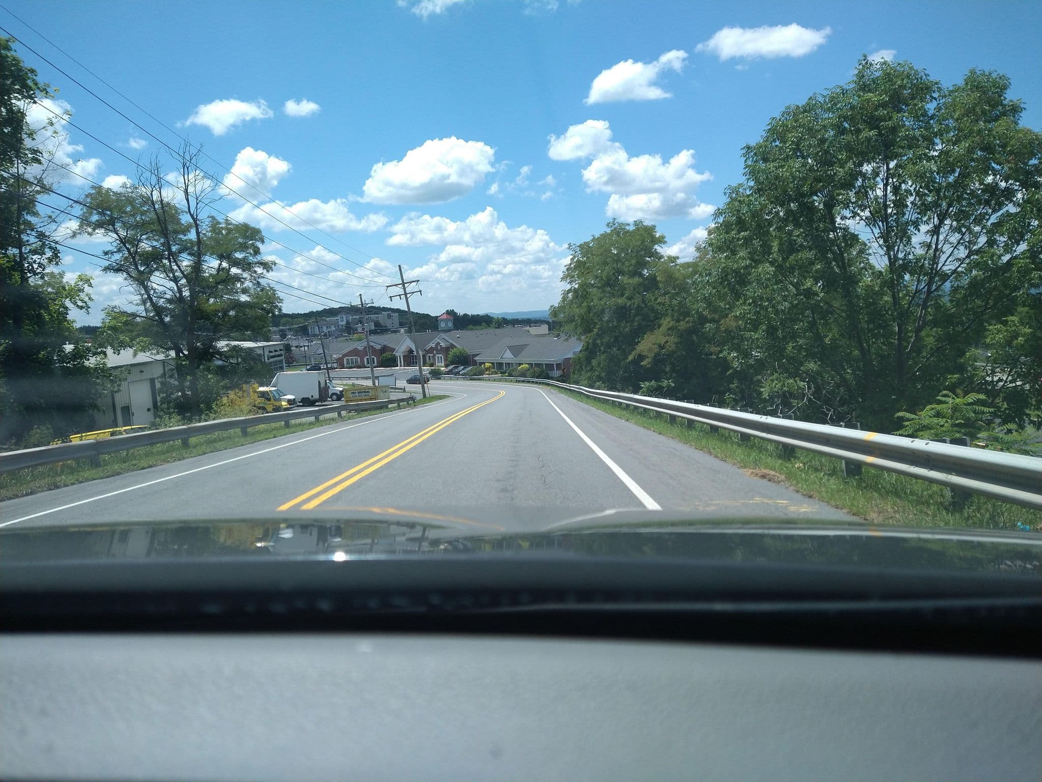 Street view near Hampton, Geistown — © tmikesic (CC BY-SA · Mapillary)