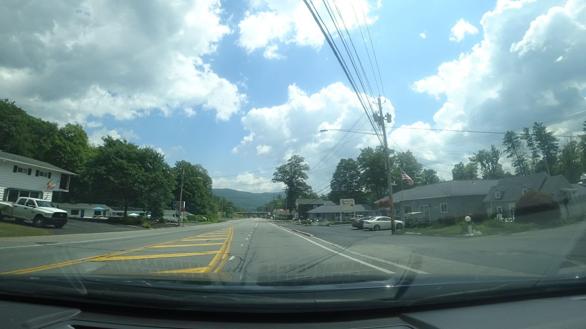 Street view near Brookside Motel, Queensbury — © giblet (CC BY-SA · Mapillary)