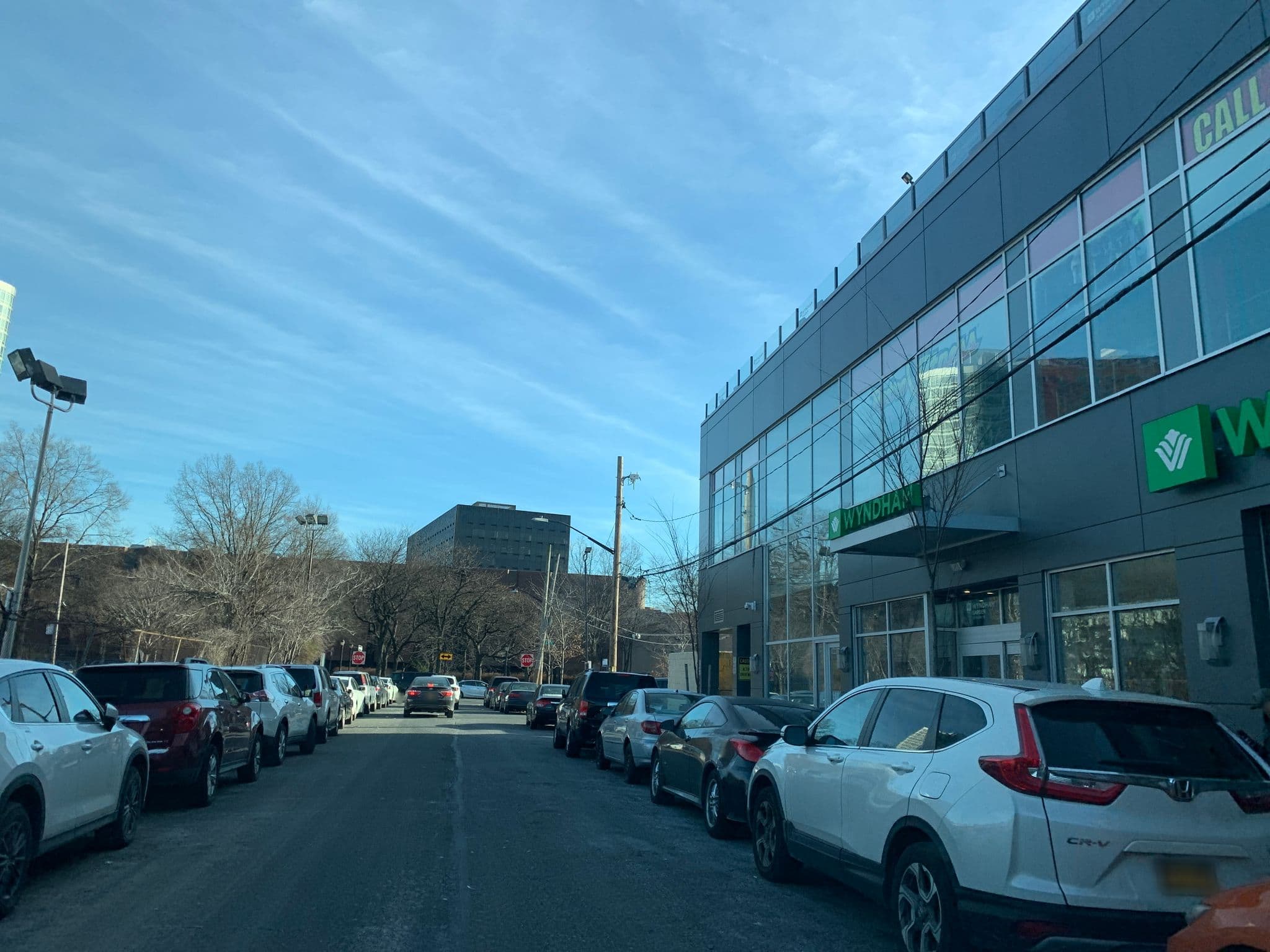 Street view near Wyndham Garden, Elmhurst — © mballew109 (CC BY-SA · Mapillary)