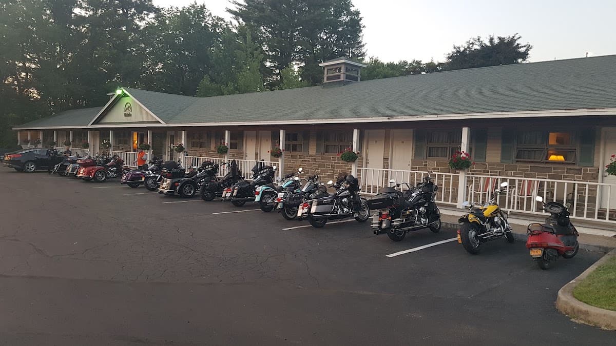 Wakita Court, Motel in Glens Falls North