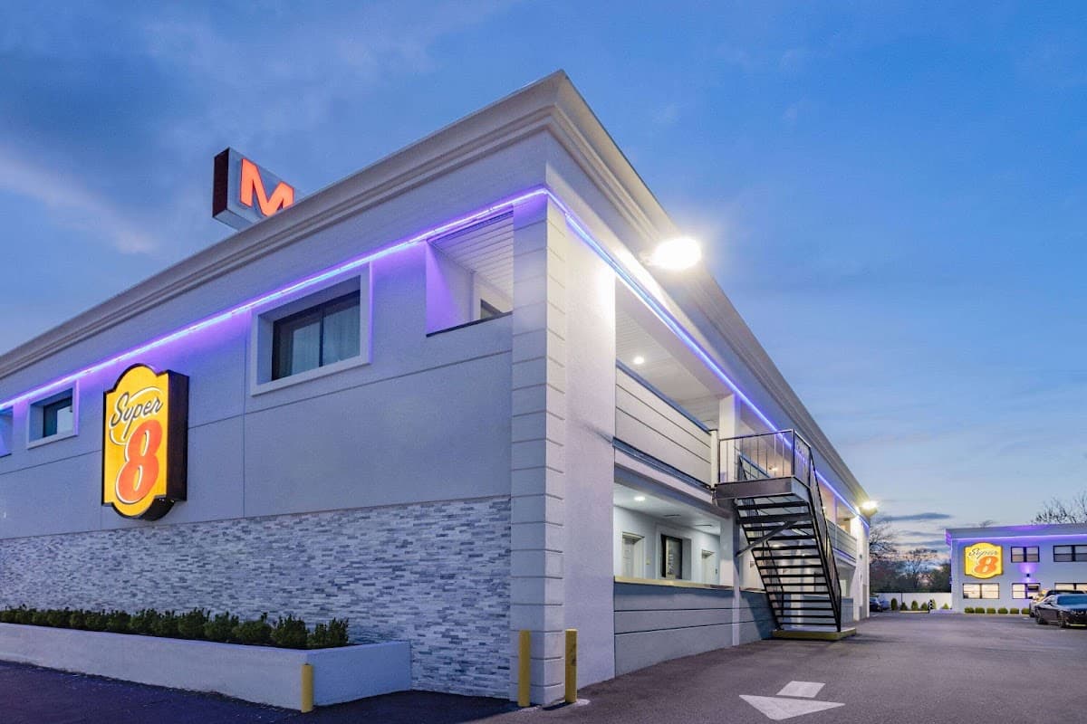 Super 8 by Wyndham Lindenhurst, Hotel in Lindenhurst