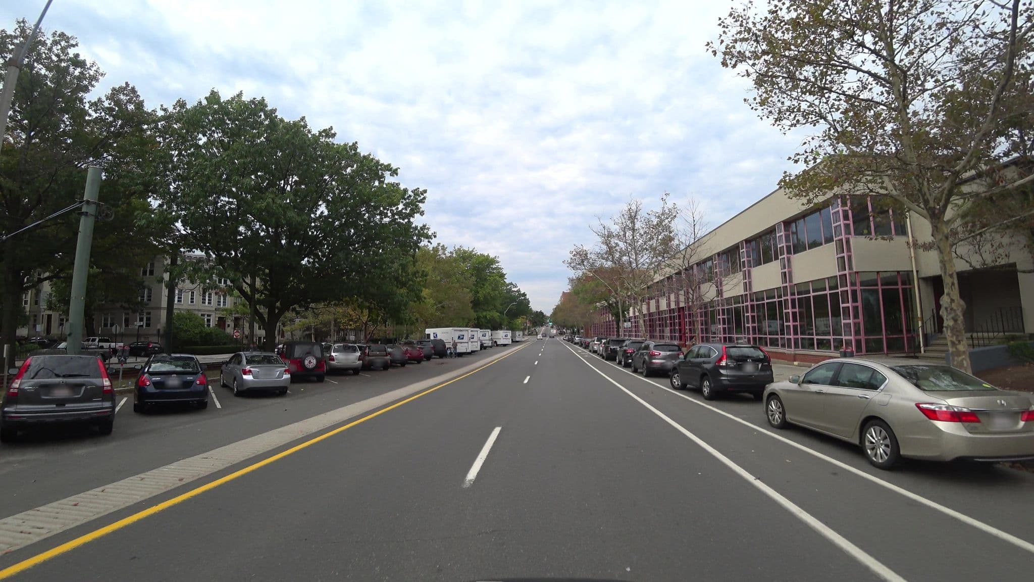 Street view near Arcadian Hotel, Coolidge Corner — © lxmbos11 (CC BY-SA · Mapillary)