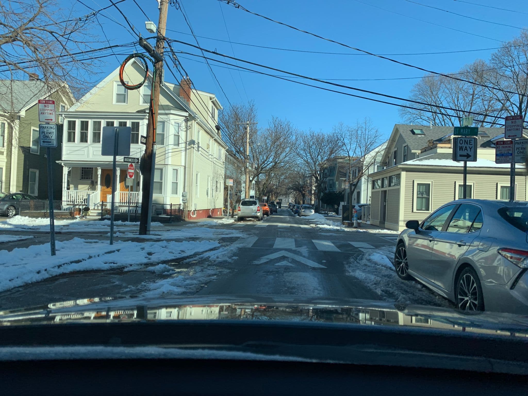 Street view near The Amory Guest House, Mid-Cambridge — © lasav55 (CC BY-SA · Mapillary)