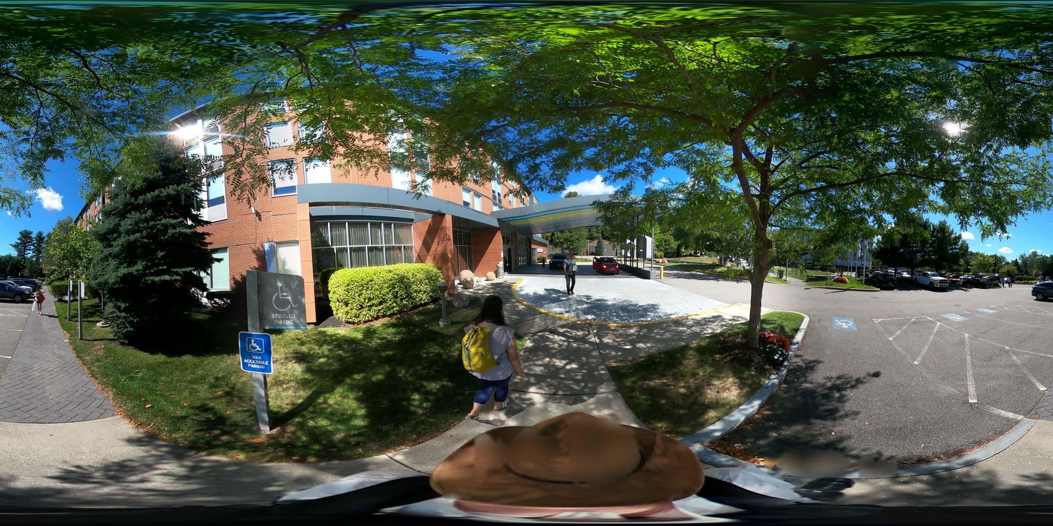 Street view near Aloft Lexington, Waltham — © thompsondt (CC BY-SA · Mapillary)