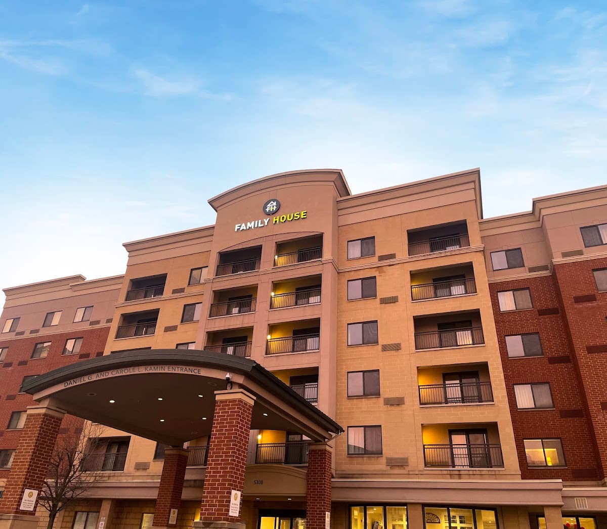 Family House, Hotel in Millvale