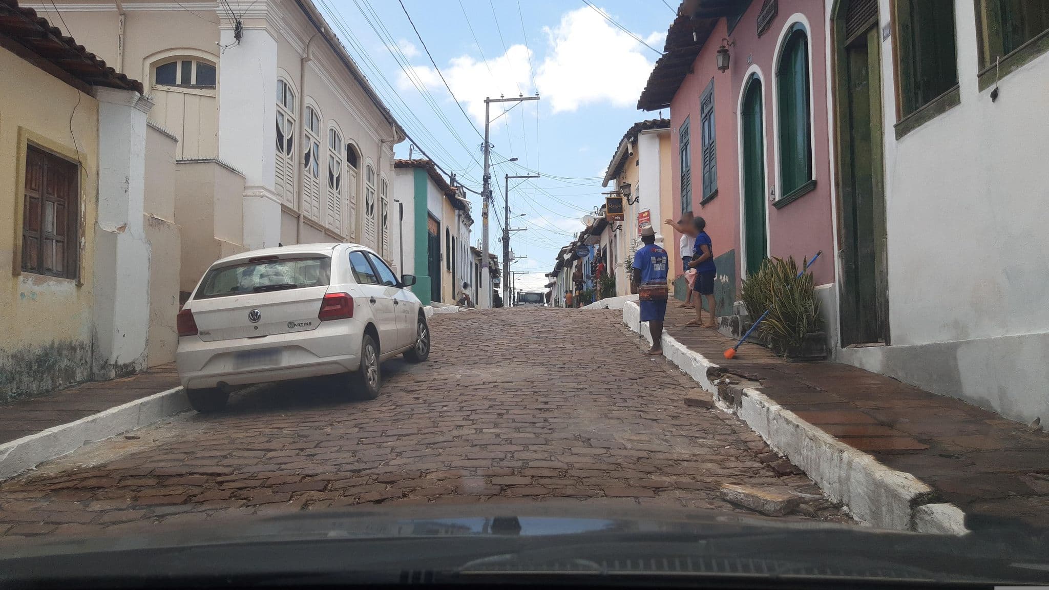 Street view near Hostel Zig Zag, Lençóis — © britopatricia (CC BY-SA · Mapillary)