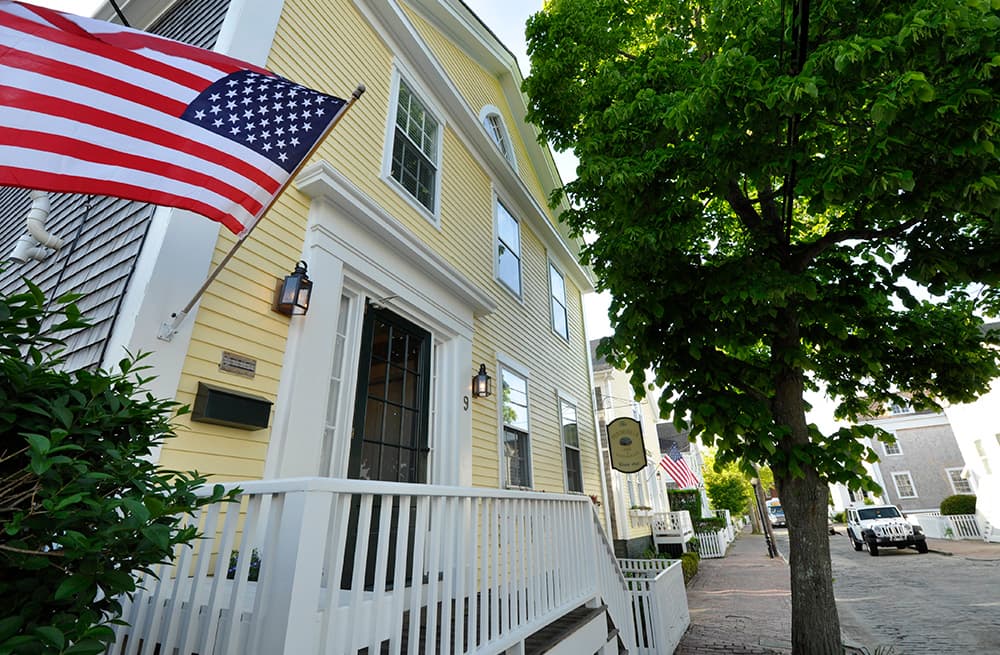 Periwinkle Bed and Breakfast, Bed & Breakfast in Nantucket