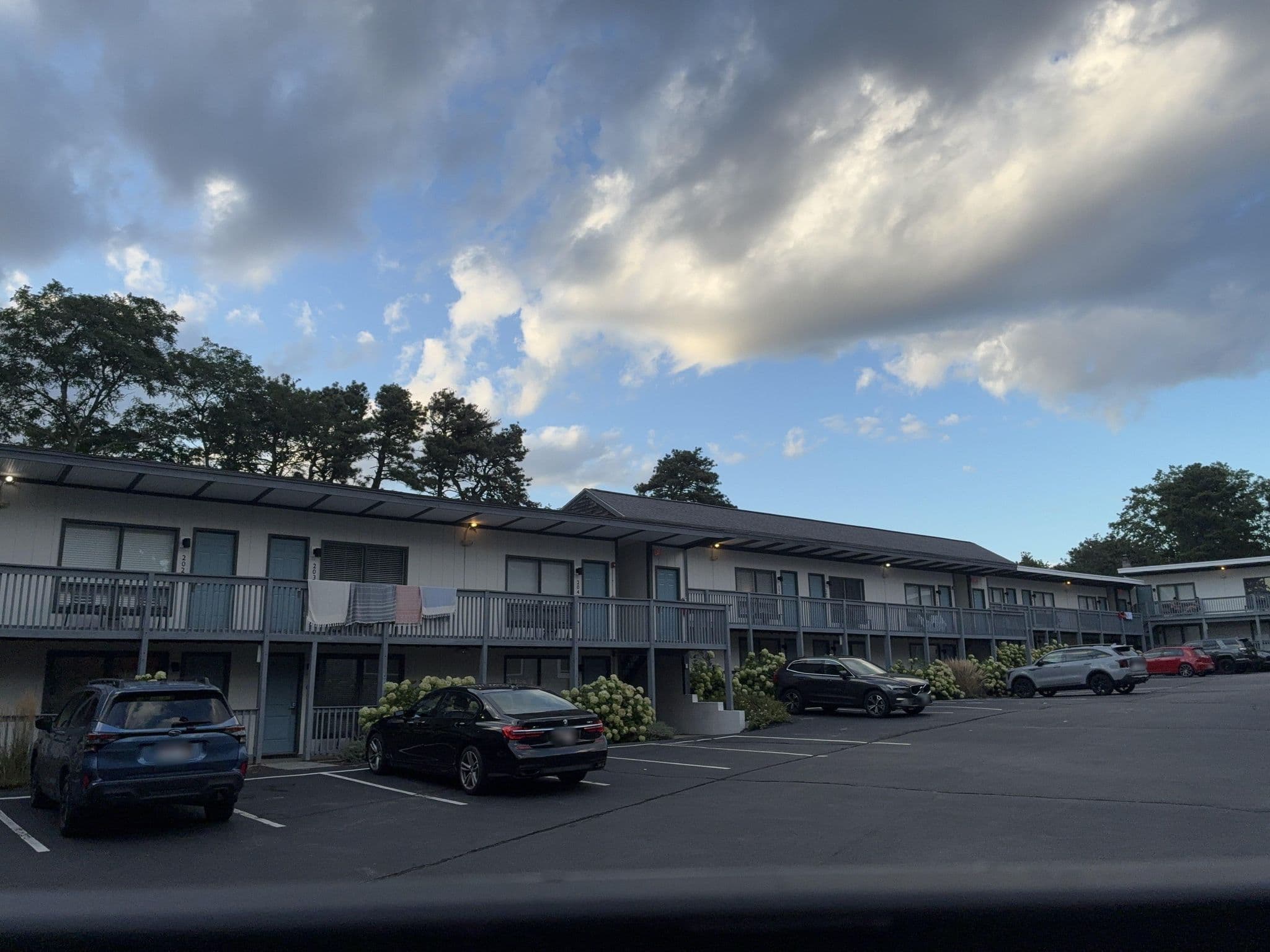 Street view near Mainstay Motor Inn, Wellfleet — © newenglandphotographer (CC BY-SA · Mapillary)
