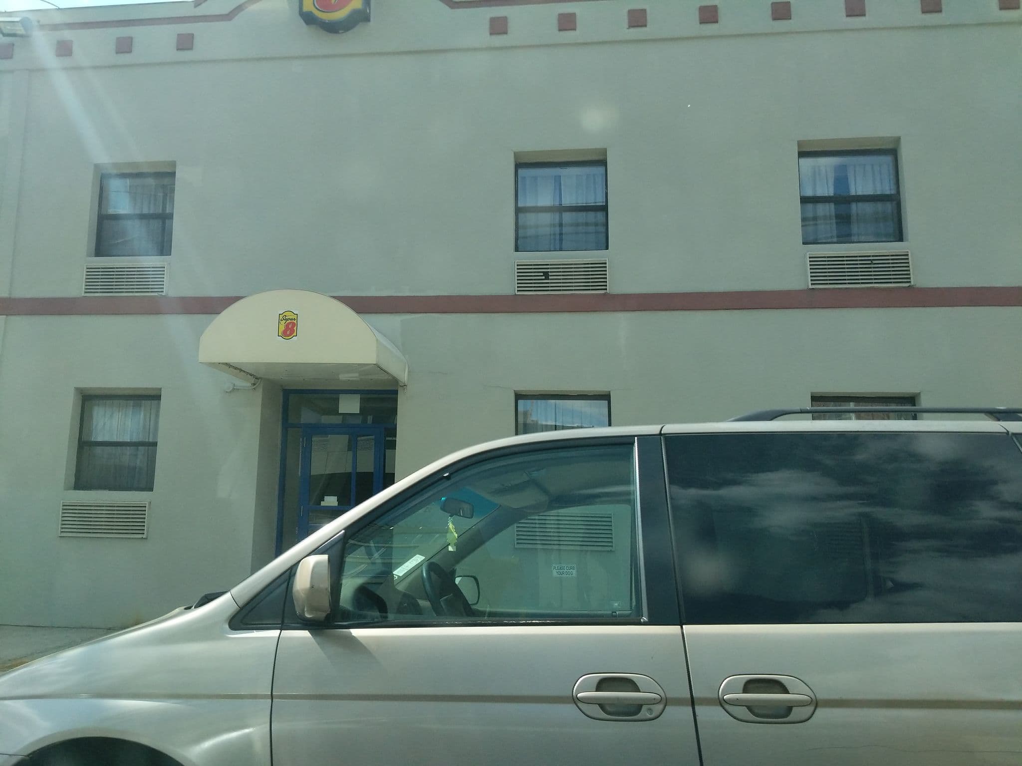 Street view near Super 8, Astoria — © farlab (CC BY-SA · Mapillary)