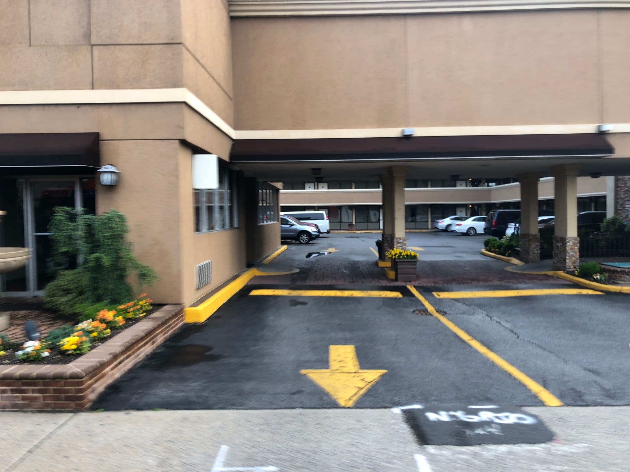 Street view near Best Western, Rockville Centre — © daalso (CC BY-SA · Mapillary)