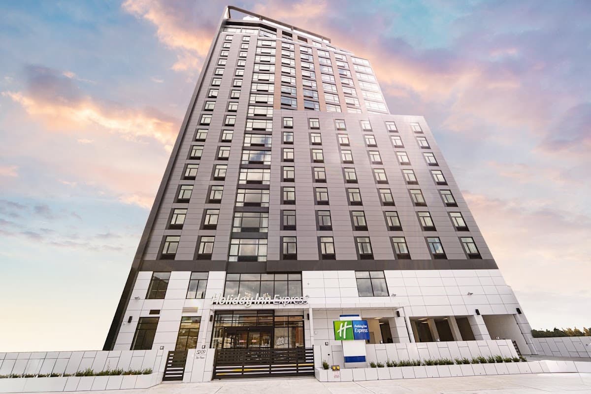 Holiday Inn Express Long Island City E, Hotel in Sunnyside