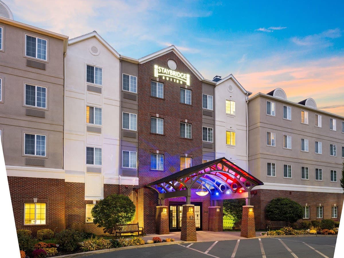 Staybridge Suites Rochester University, Hotel in Rochester