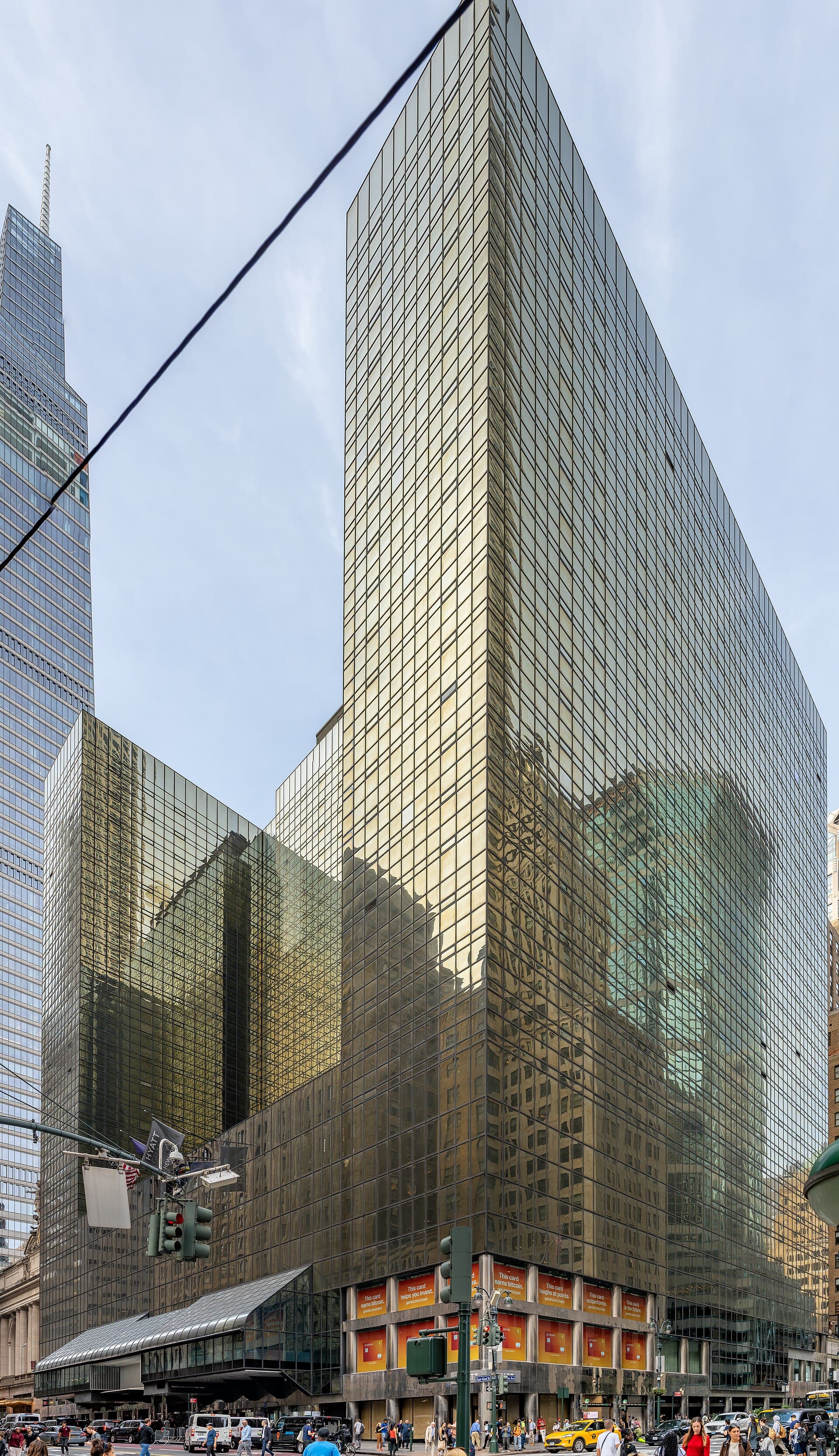 Grand Hyatt New York (via Wikimedia Commons, CC BY 4.0)