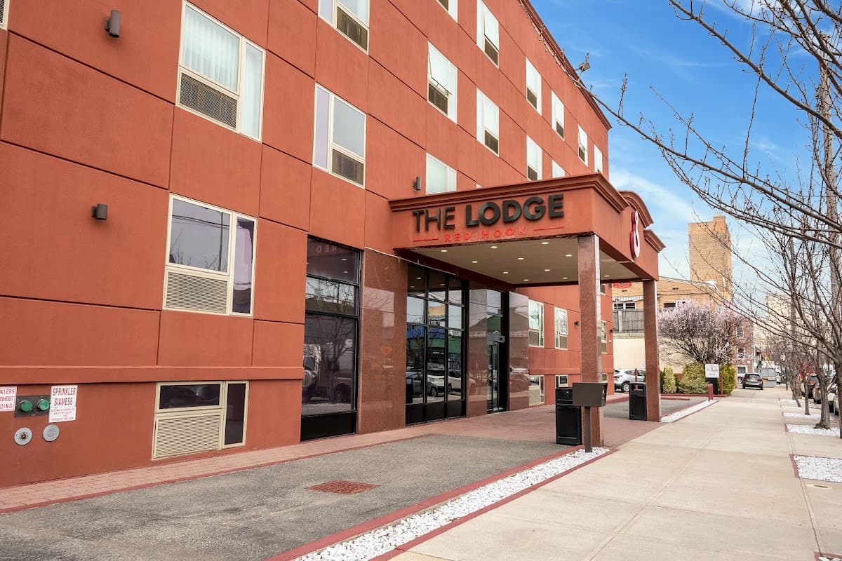 The Lodge Red Hook, Hotel in Brooklyn Heights