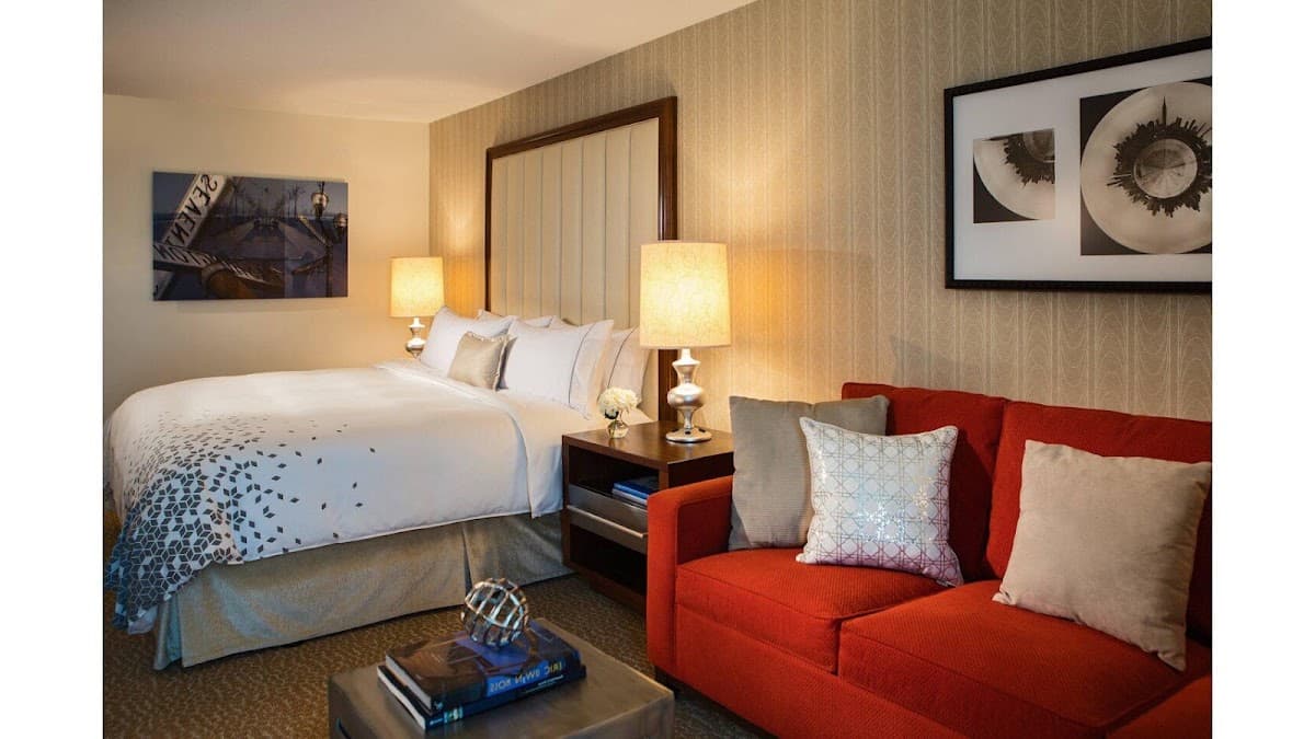 Renaissance Newark Airport Hotel, Hotel in Elizabeth